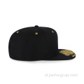 Topi snapback bordir metalik emas desain khusus